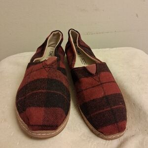 Womens TOMS Red and Black Plaid Slip-On Shoes New Size